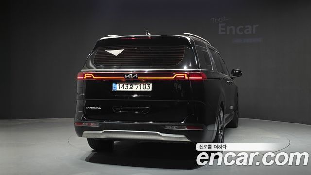 Kia Carnival Diesel 7-Seater Signature — пробег 10 928 км — фото 4 из 5