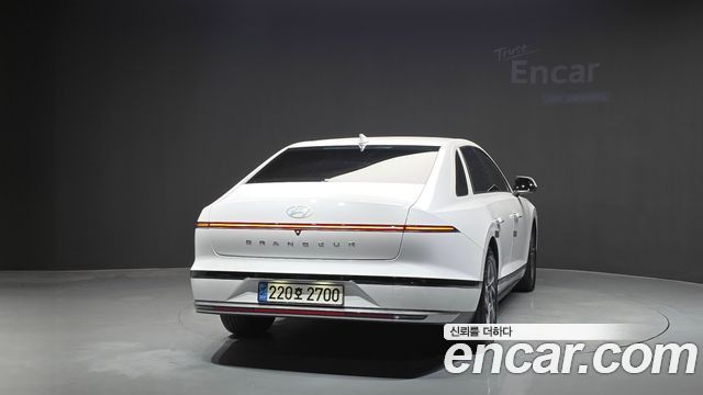 Hyundai Grandeur 2,5 Gasoline 2WD Exclusive — пробег 53 584 км — фото 4 из 5