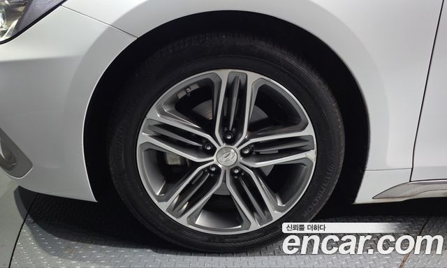 Hyundai Grandeur 2.4 Exclusive Special — пробег 179 376 км — фото 5 из 5