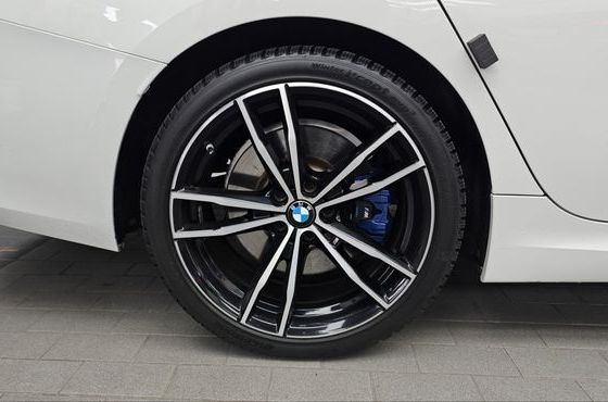 BMW 3-Series 330i xDrive M Sport — пробег 88 706 км — фото 5 из 5