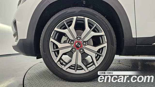 Kia Seltos из Кореи Encar