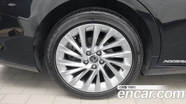 Lexus ES Executive — пробег 72 242 км — фото 5 из 5