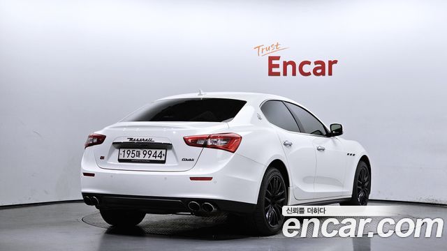 Maserati Ghibli из Кореи Encar