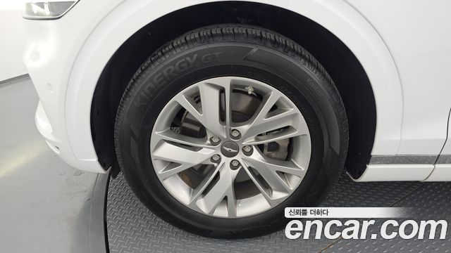 Genesis GV70 из Кореи Encar
