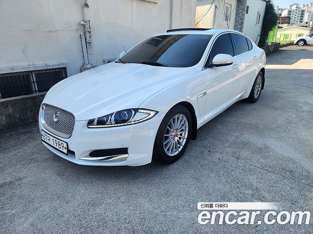 Jaguar XF 2.0 Luxury X250 — пробег 121 349 км — фото 1 из 5
