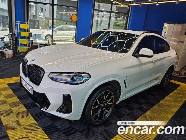 BMW X4 xDrive20i M Sports Pro — пробег 31 000 км — фото 3 из 5
