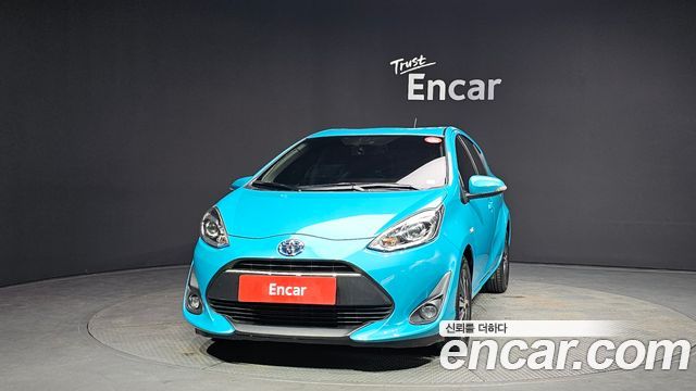 Toyota Prius 1.5 — пробег 63 916 км — фото 3 из 5