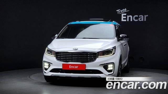 Kia Carnival Gasoline 9-Seater Noblesse Special — пробег 65 732 км — фото 3 из 5