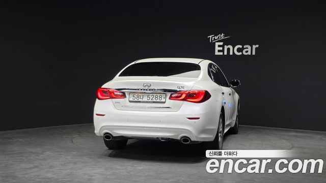 Infiniti Q70 из Кореи Encar