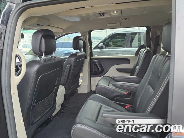 Dodge Grand Caravan 3.6 — пробег 157 675 км — фото 2 из 5