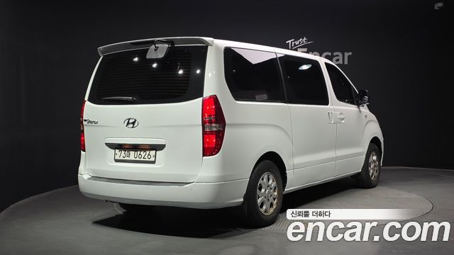 Hyundai Starex 12-Seater LPi Wagon CVX Luxury — пробег 159 905 км — фото 2 из 5