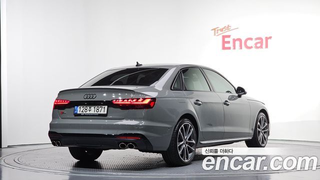 Audi S4 из Кореи Encar
