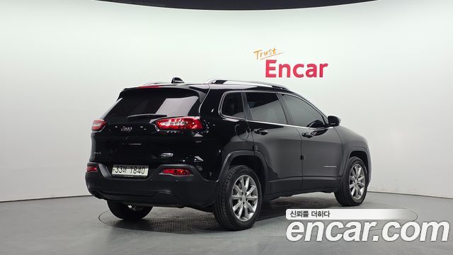 Jeep Cherokee 2.4 Longitude High AWD — пробег 106 464 км — фото 2 из 5