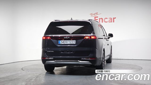Kia Carnival из Кореи Encar