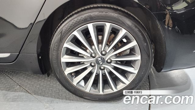 Kia K7 из Кореи Encar