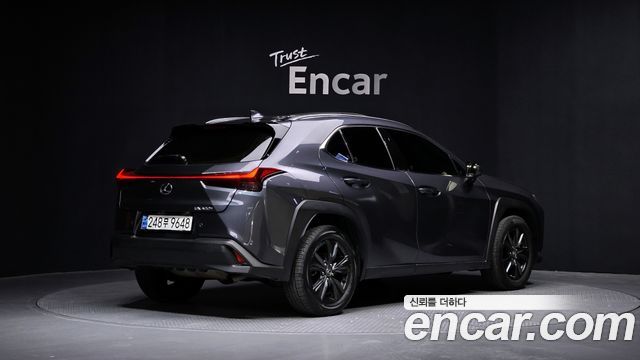 Lexus UX из Кореи Encar