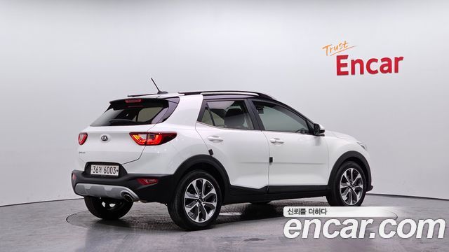 Kia Stonic Diesel 1.6 Trendy — пробег 118 759 км — фото 2 из 5