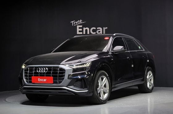 Audi Q8 45 TDI Quattro Premium — пробег 105 023 км — фото 1 из 5