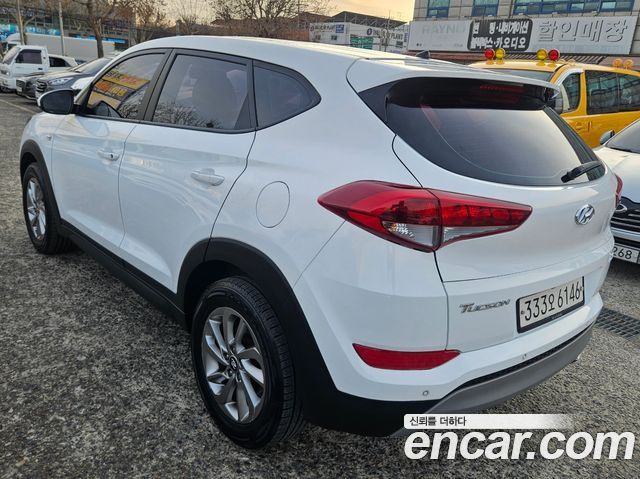 Hyundai Tucson Diesel 2.0 2WD Style — пробег 142 291 км — фото 4 из 5