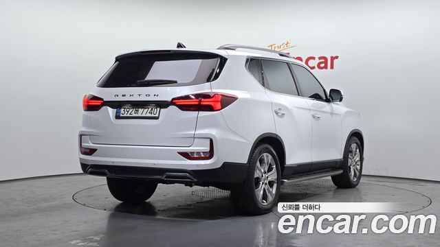 Ssangyong Rexton из Кореи Encar