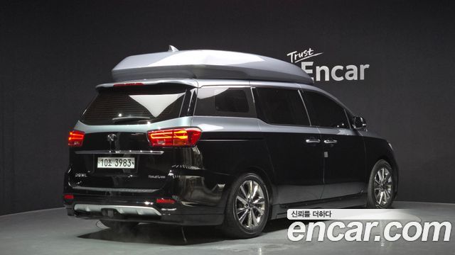 Kia Carnival 9-seater Limousine(Special vehicle) — пробег 57 132 км — фото 2 из 5