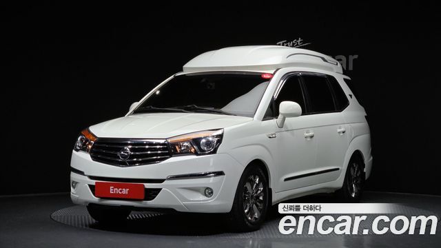 Ssangyong KORANDO 4WD Chateau 11-seater High-roof — пробег 102 598 км — фото 1 из 5