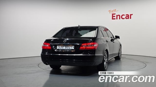 Mercedes-Benz E-Class E200 CGI Avantgarde — пробег 104 550 км — фото 4 из 5