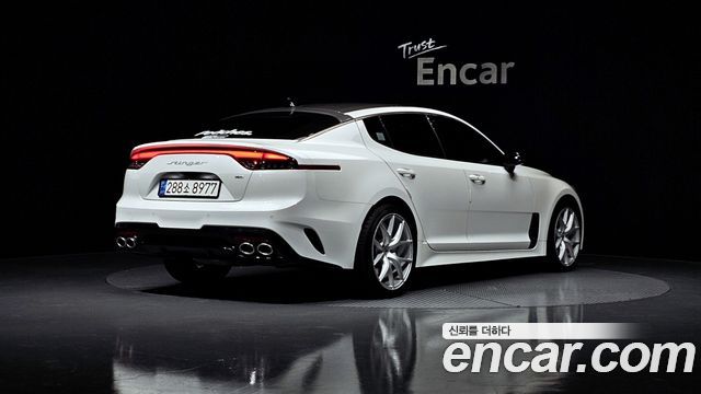 Kia Stinger из Кореи Encar