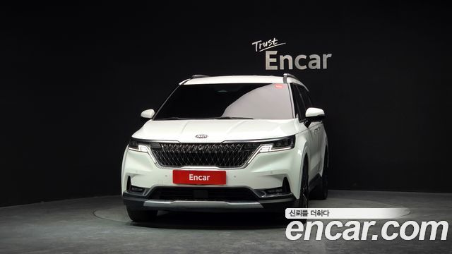 Kia Carnival 9-Seater Signature — пробег 150 942 км — фото 3 из 5