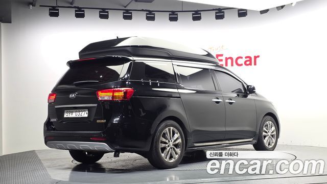 Kia Carnival из Кореи Encar