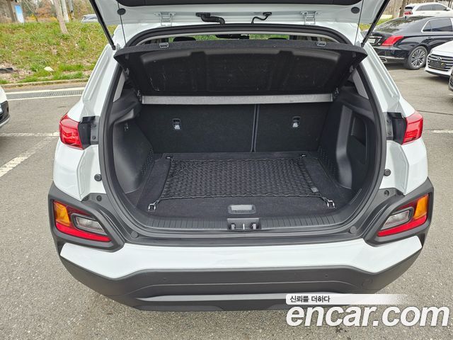 Hyundai Kona из Кореи Encar