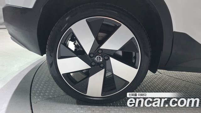Volvo C40 из Кореи Encar