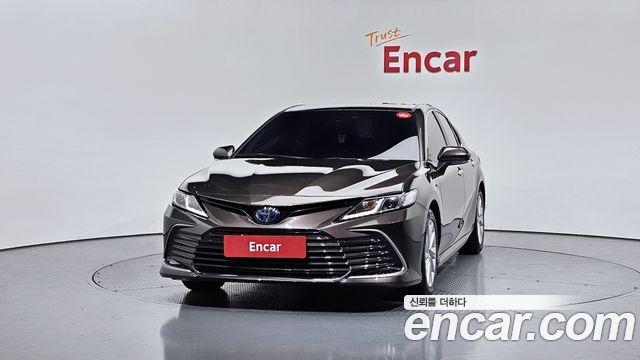 Toyota Camry 2.5 LE Hybrid — пробег 85 030 км — фото 3 из 5