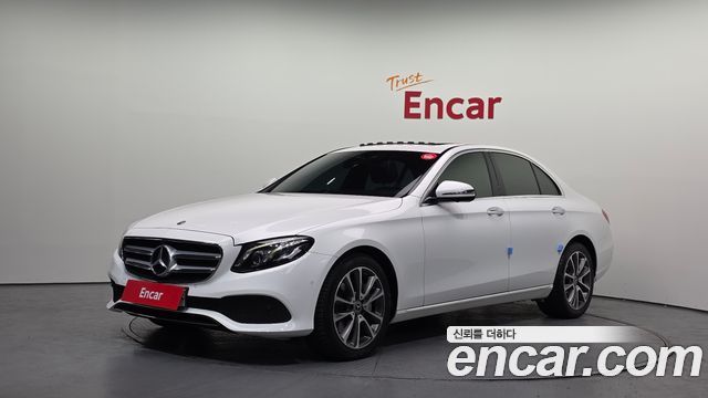 Mercedes-Benz E-Class E300 4MATIC Avnatgarde — пробег 151 496 км — фото 1 из 5