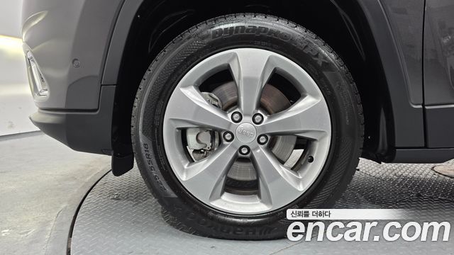 Jeep Cherokee из Кореи Encar