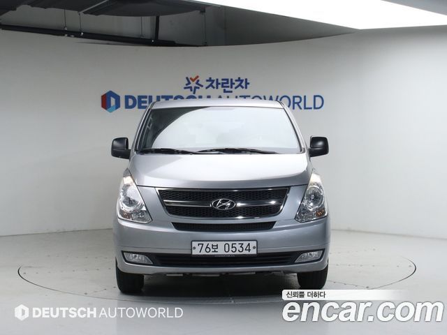 Hyundai Starex 12-Seater Wagon CVX Luxury — пробег 168 158 км — фото 3 из 5