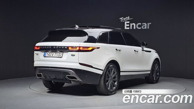 Land Rover Range Rover Velar 3.0 D300 R-Dynamic HSE — пробег 142 265 км — фото 2 из 5