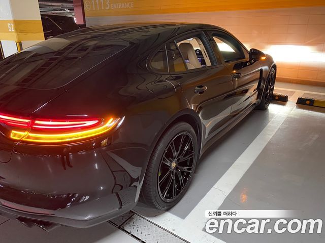 Porsche Panamera 2.9 AWD E-Hybrid — пробег 60 000 км — фото 5 из 5