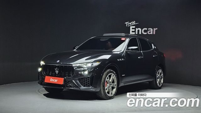Maserati Levante из Кореи Encar