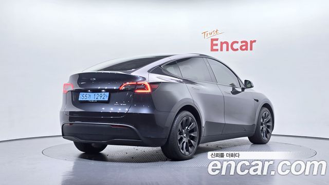 Tesla Model Y Long Range AWD — пробег 22 987 км — фото 2 из 5