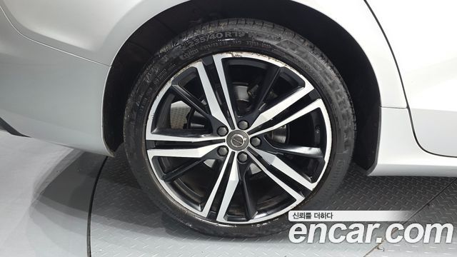 Volvo S60 из Кореи Encar
