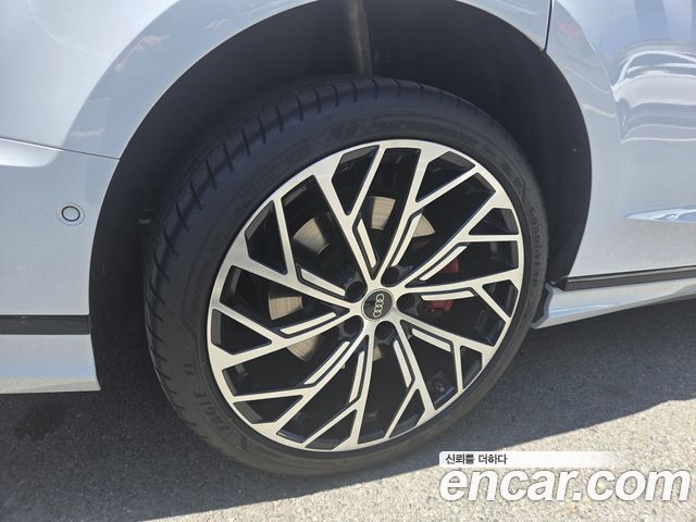 Audi S8 из Кореи Encar