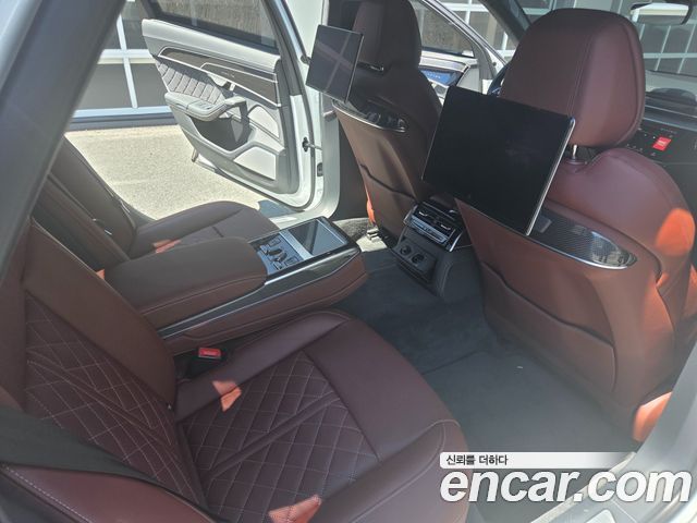 Audi S8 из Кореи Encar