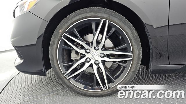 Honda Accord 2.0 Hybrid Touring — пробег 39 208 км — фото 5 из 5