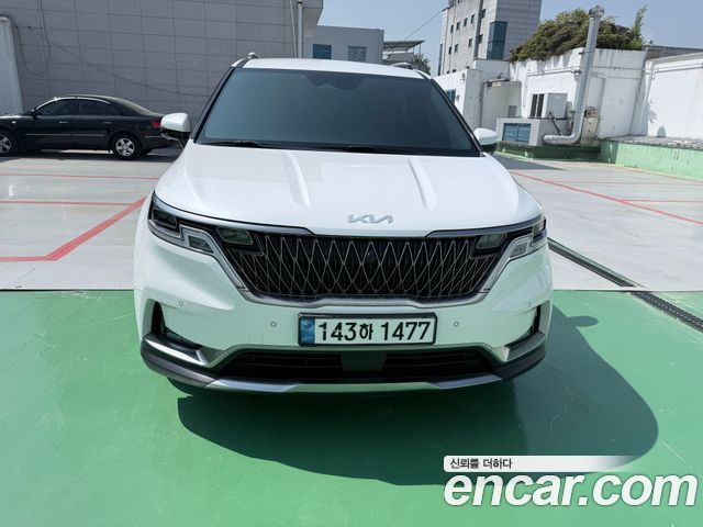 Kia Carnival 9-Seater Signature — пробег 68 000 км — фото 1 из 5