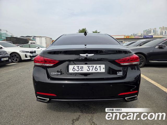 Hyundai Genesis из Кореи Encar