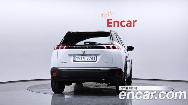 Peugeot 2008 из Кореи Encar
