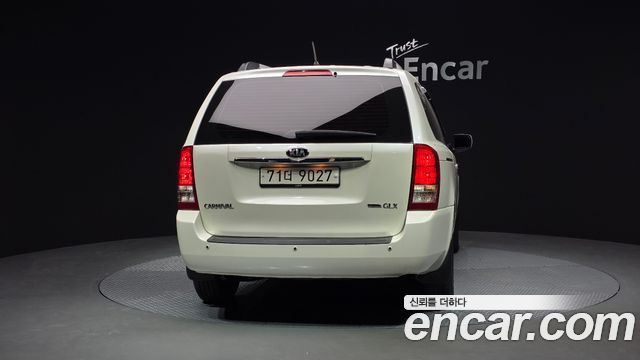 Kia Carnival GLX — пробег 394 058 км — фото 4 из 5
