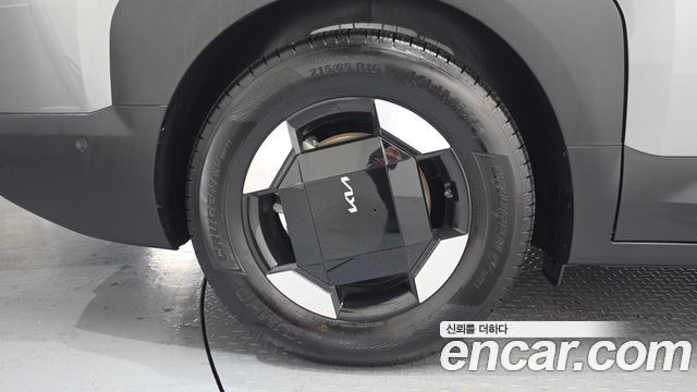 Kia PV5 из Кореи Encar
