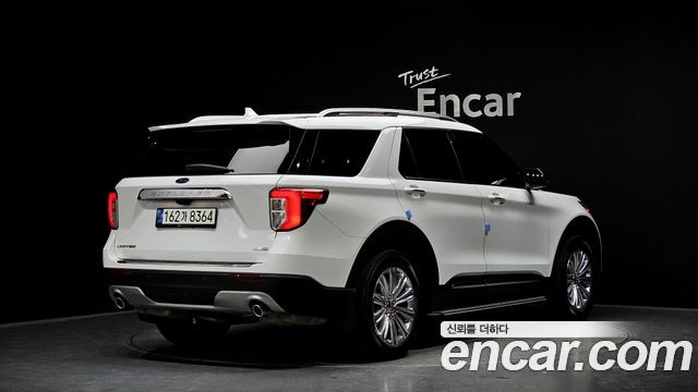 Ford Explorer 2.3 LimIted 4WD — пробег 105 121 км — фото 2 из 5